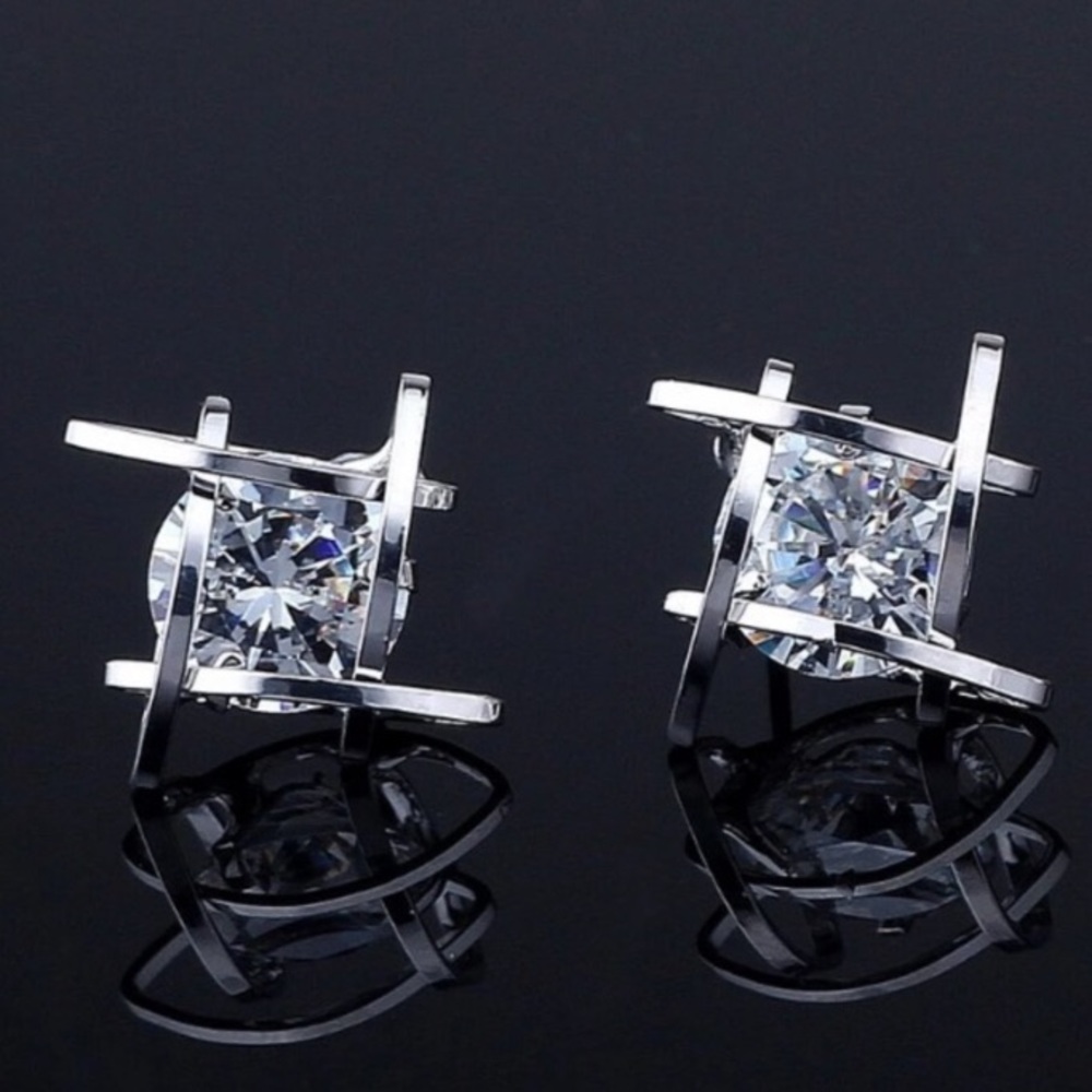 New Silver 3D Cage Diamond Stud Earrings - Picture 2 of 6